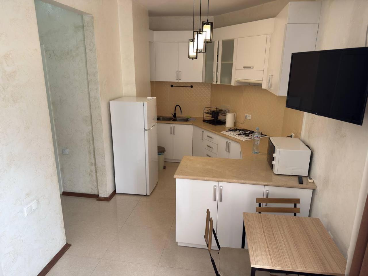 Tavdadebuli Apartment Batumi Luaran gambar
